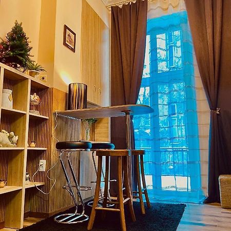 Apartment On Pekarska Street Lviv Buitenkant foto